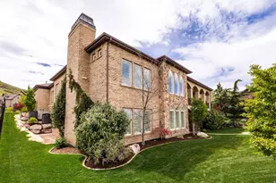 802 Eaglepointe Dr, North Salt Lake, UT 84054 - Photo 11