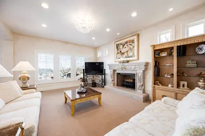 802 Eaglepointe Dr, North Salt Lake, UT 84054 - Photo 5