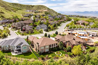 802 Eaglepointe Dr, North Salt Lake, UT 84054 - Photo 33