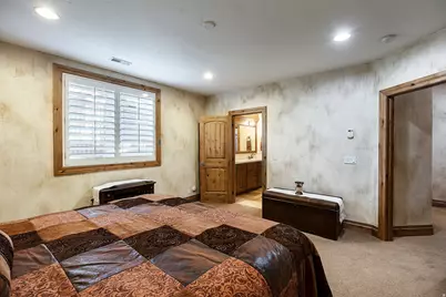 802 Eaglepointe Dr, North Salt Lake, UT 84054 - Photo 27