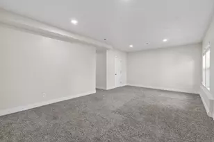 2170 Orchard Pine Loop, Bountiful, UT 84010 - Photo 37