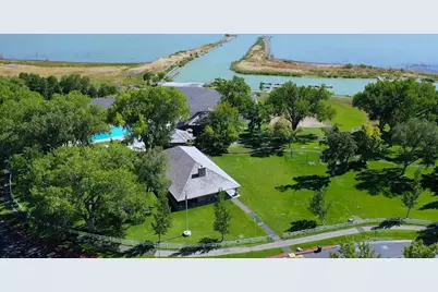1904 S Links Dr E, Saratoga Springs, UT 84045 - Photo 47
