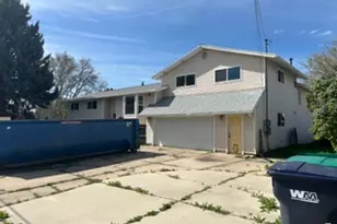 470 S Whitesides St, Layton, UT 84041 - Photo 3