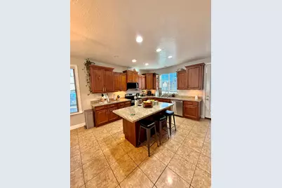 5519 W Coventry Rd, Highland, UT 84003 - Photo 9