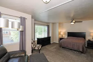 940 W Willow Green Way, Farmington, UT 84025 - Photo 21