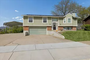 1701 E Hillsboro Dr, Layton, UT 84040 - Photo 35