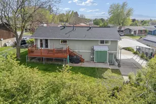 1701 E Hillsboro Dr, Layton, UT 84040 - Photo 47