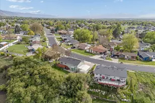 1701 E Hillsboro Dr, Layton, UT 84040 - Photo 49