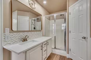877 N Fox Run Dr E, Tooele, UT 84074 - Photo 13