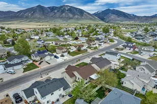 877 N Fox Run Dr E, Tooele, UT 84074 - Photo 41