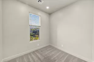 794 N Via Modelo Cir, Washington, UT 84780 - Photo 11