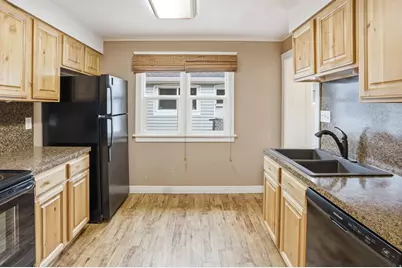 1504 E Lake St N, Ogden, UT 84401 - Photo 17