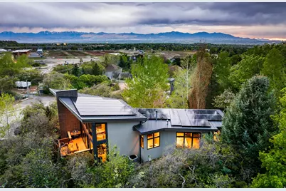 3455 E Danish Rd S, Cottonwood Heights, UT 84093 - Photo 47