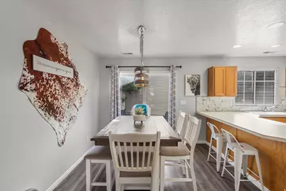 1027 E Sara Ln S, Ogden, UT 84404 - Photo 5