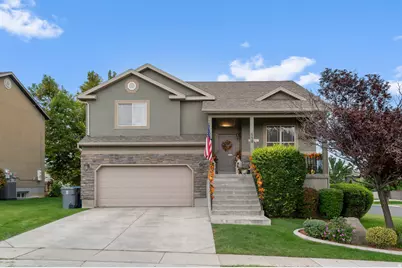558 E Harvest Moon Dr, Pleasant Grove, UT 84062 - Photo 1