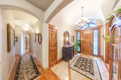 10476 S Hemisphere Ct W, South Jordan, UT 84095 - Photo 9