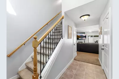 1058 W 975 N, Layton, UT 84041 - Photo 3