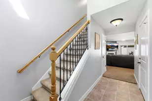 1058 W 975 N, Layton, UT 84041 - Photo 3