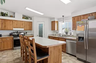 1637 E Midvalley Rd, Enoch, UT 84721 - Photo 11