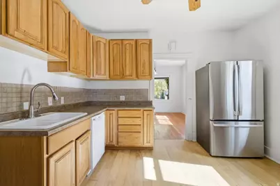 672 E Bryan S, Salt Lake City, UT 84105 - Photo 9
