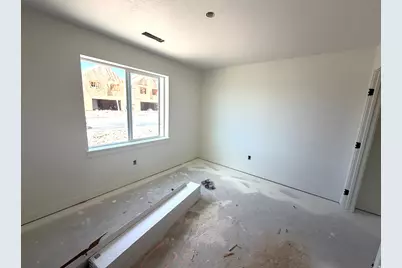 1068 N Summit View Dr W #23, Harrisville, UT 84404 - Photo 9