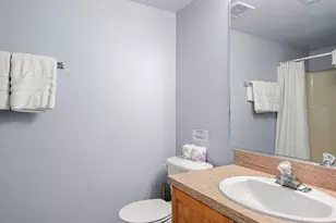 890 N Newberg Pl, Garden City, UT 84028 - Photo 29