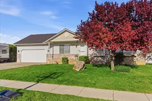 2185 S 2325 W, Syracuse, UT 84075 - Photo 3
