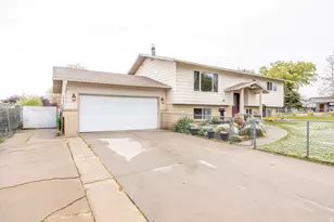 1613 N 1850 W, Layton, UT 84041 - Photo 3