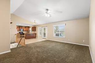 555 W 2350 N, Layton, UT 84041 - Photo 7