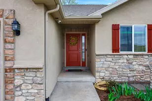 555 W 2350 N, Layton, UT 84041 - Photo 3