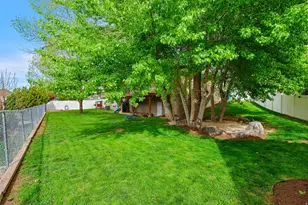 555 W 2350 N, Layton, UT 84041 - Photo 37