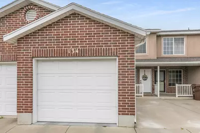 134 W 2525 N, Harrisville, UT 84414 - Photo 5