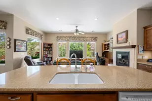 4667 S Whisper Point Dr, Saint George, UT 84790 - Photo 15