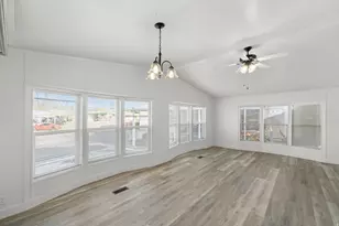 4405 S Vagabond Dr, Murray, UT 84107 - Photo 9