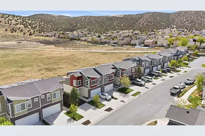 4258 E Cotton Dr, Eagle Mountain, UT 84005 - Photo 25