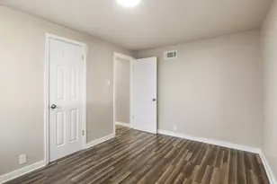 1163 S Montgomery St W, Salt Lake City, UT 84104 - Photo 9