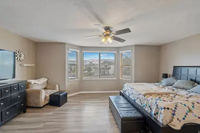 595 N Banbury Cir W, North Salt Lake, UT 84054 - Photo 5