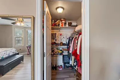595 N Banbury Cir W, North Salt Lake, UT 84054 - Photo 13