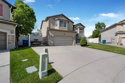 595 N Banbury Cir W, North Salt Lake, UT 84054 - Photo 23