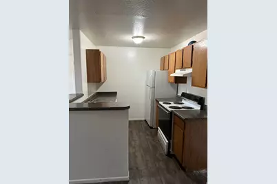 885 E Meadow Pine Ct #32, Salt Lake City, UT 84106 - Photo 1