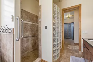 217 E Scenic Peak Cove, Draper, UT 84020 - Photo 17