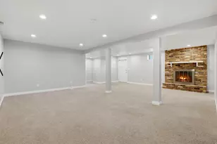 1095 E 5235 S, Salt Lake City, UT 84117 - Photo 13