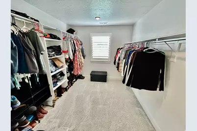 1062 N Kensington Hts, Kaysville, UT 84037 - Photo 11
