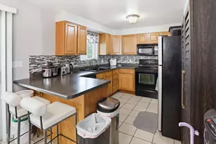 4697 S 2025 W, Roy, UT 84067 - Photo 11