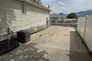 3750 Suffolk Cir, West Valley, UT 84119 - Photo 29