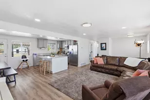 244 W 100 N, Roosevelt, UT 84066 - Photo 5