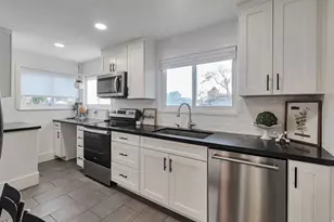 1024 N 200 E, Orem, UT 84057 - Photo 9