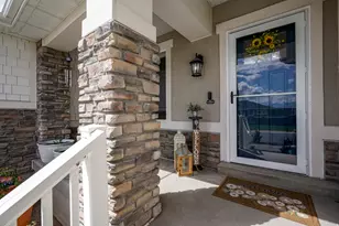2315 E Dugway Dr, Eagle Mountain, UT 84005 - Photo 15