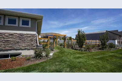 2315 E Dugway Dr, Eagle Mountain, UT 84005 - Photo 51