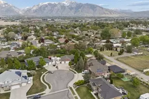 1097 W Snowflake Cir S, South Jordan, UT 84095 - Photo 39